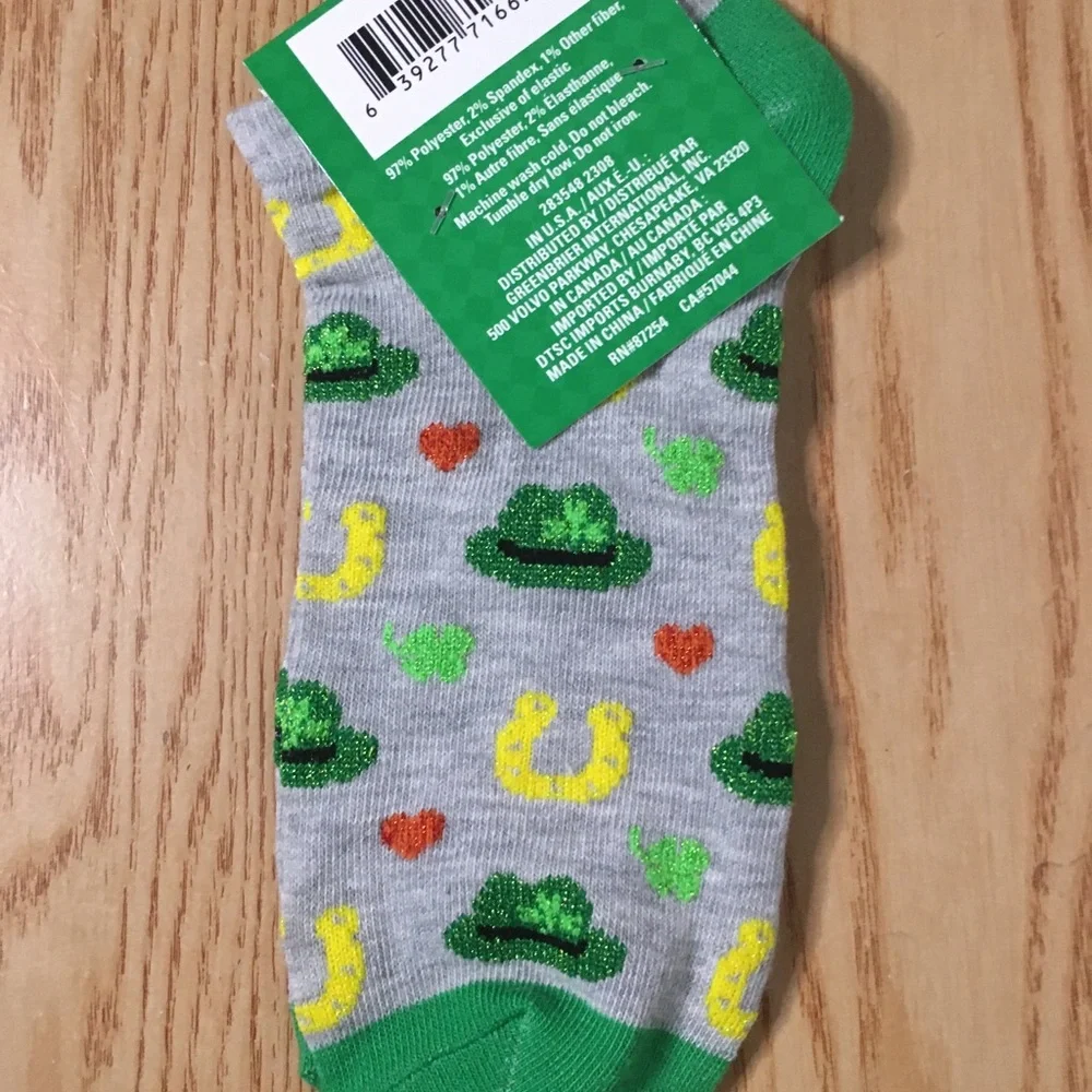 Free with Bundle New Womens St Patrick’s Day low cut socks shoe size 5-9